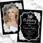 黒エレガント銀白写真第50誕生日 招待状<br><div class="desc">フローラ50歳のエレガント誕生日の招待状とカードの後ろの写真。グラム白黒デザインとフェイクグリッター銀。白いバラ、スクリプトフォント、紙吹雪を備えている。大人スタイリッシュのお祝いパーティーに最適。独自の詳細でパーソナライズどんなカスタマイズ年でもいい！印刷されたZazzle招待状または即時ダウンロードのデジタル印刷可能なテンプレート。</div>