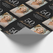 黒エレガント50と素晴らしい50番目の誕生日写真 ラッピングペーパー (角)