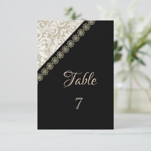 黒エレガント、ダマスクのテーブルカード 招待状 (スタンド正面)