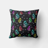黒カラフル蝶パターンデザイン クッション (裏面)