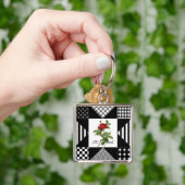 黒ガーリーと白の幾何学赤いバラと名前 キーホルダー (手)