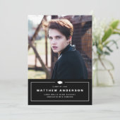 黒クラシック色卒業キャップ写真卒業 案内状 (スタンド正面)