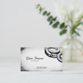 黒グランジ白スネークタトゥー店 名刺 (スタンド正面)