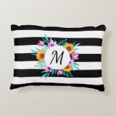 黒コンテンポラリー色のストライプフローライニシャル アクセントクッション (裏面)