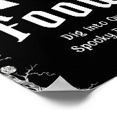 黒ゴシックのハロウィン不気味スケルトン食品の看板 ポスター (角)