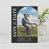 黒シンプルいアーチフォトウェディング日付を保存 セーブザデート (スタンド正面)