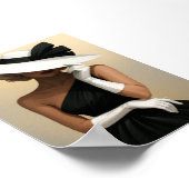 黒スタイリッシュ服と白い帽子を着た女性 ポスター (角)