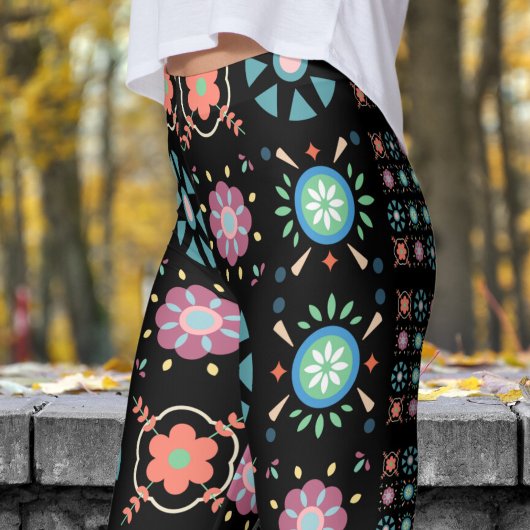 黒スチ素晴らしカンジナビアフォークパターン レギンス