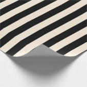 黒ストライプとクリームの縦型のパターン ラッピングペーパー (角)