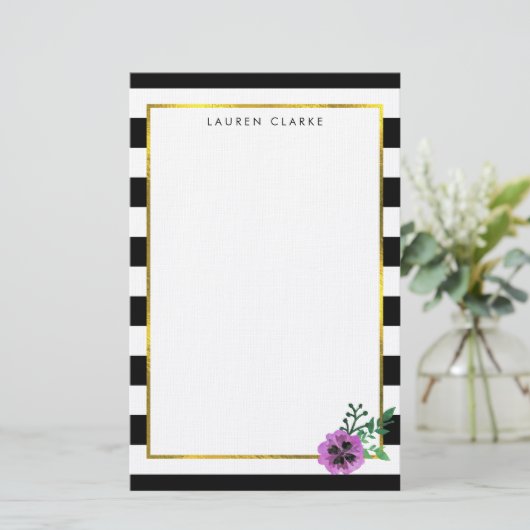 黒ストライプ紫パンジーパーソナライズされた文具 便箋 (スタンド正面)