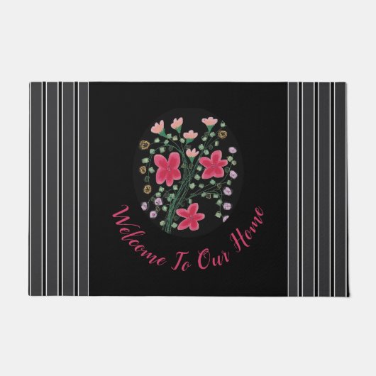 黒ダークグレーと明るい赤紫色アクセント ドアマット (正面)
