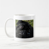 黒パグの目 コーヒーマグカップ (左)