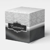 黒パーソナライズされたと銀のダマスクキューブ フェイバーボックス (正面サイド)