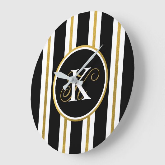 黒パーソナライズされたエレガント&金ゴールドストライプモノグラム ラージ壁時計 (傾斜)