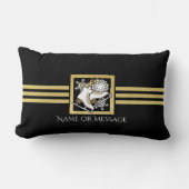 黒パーソナライズされたモダン金ゴールドグリッター氷スケートで滑る ランバークッション (正面)