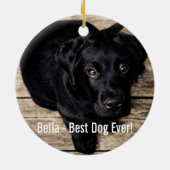 黒パーソナライズされた実験室の犬の写真と犬の名前 セラミックオーナメント (裏面)