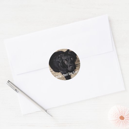 黒パーソナライズされた実験室の犬の写真と犬の名前 ラウンドシール (封筒)