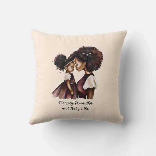 黒パーソナライズされた母と娘(5) クッション (裏面)