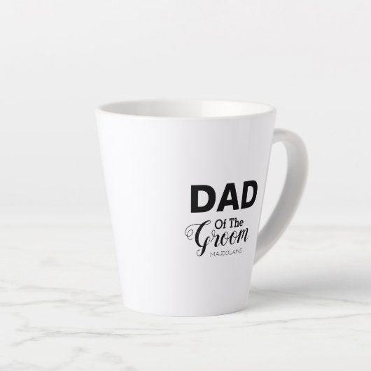 黒パーソナライズされた白の新郎の父親 カフェラテマグ (右アングル)