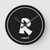 黒パーソナライズされた白イニシャルモノガム名 ラウンド壁時計 (正面)