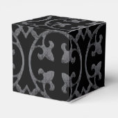 黒パーソナライズされた白（紋章の）フラ・ダ・リ結婚ズ フェイバーボックス (裏面サイド)