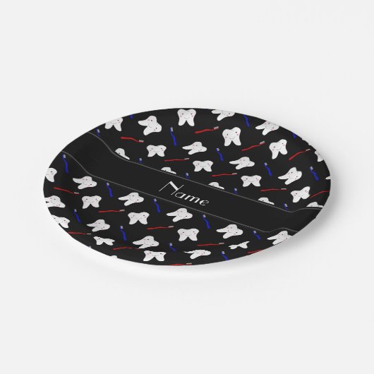 黒パーソナライズされた筆と歯のパターンの名前 ペーパープレート (アングル)