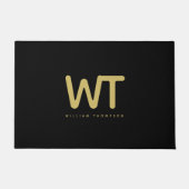 黒パーソナライズされた金ゴールドイニシャルロゴ ドアマット (正面)