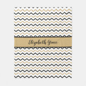 黒パーソナライズされた金ゴールドホワイトシェブロンジグザグザグ フリースブランケット (正面)