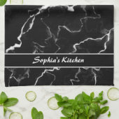 黒フェイク大理石のテクスチャの外観とカスタム文字 キッチンタオル (折り畳み)