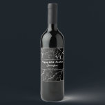 黒フェイク大理石テクスチャルック – 40th Birthday ワインラベル<br><div class="desc">黒スタイリッシュフェイク大理石の外観のようなテクスチャ。また、パーソナル化可能な文字領域が2つある。注意：デザインはデジタル画像であり、製品に印刷される。</div>