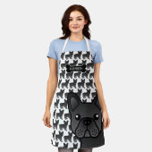 黒フランスのブルドッグかわいい漫画の犬と名前 エプロン (着用した状態)