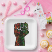 黒プライド赤い緑の拳パンアフリカ国旗の団結 ペーパープレート (パーティー)