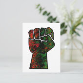 黒プライド赤い緑の拳パンアフリカ国旗の団結 ポストカード (スタンド正面)