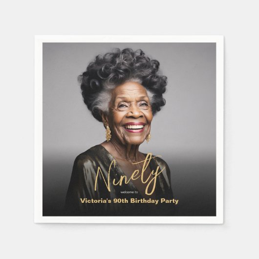 黒ミニマル金ゴールドモダン写真90誕生日 スタンダードカクテルナプキン (正面)