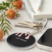 黒モダンとピンクのドリップ名 キーホルダー (正面右)