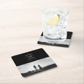 黒モダンと白のスクリプトのカップルの写真結婚 スクエアペーパーコースター (インサイチュ)