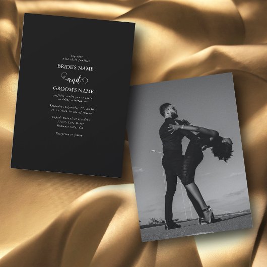 黒モダンと白のスクリプトのカップルの写真結婚 招待状