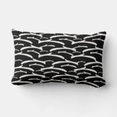 黒モダンと白のストライプ ランバークッション (裏面)