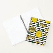 黒モダンと白の背景にレモストライプのン ノートブック (内部)
