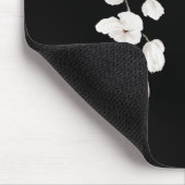 黒モダンと白の蘭のフローラモノグラム マウスパッド (コーナー)