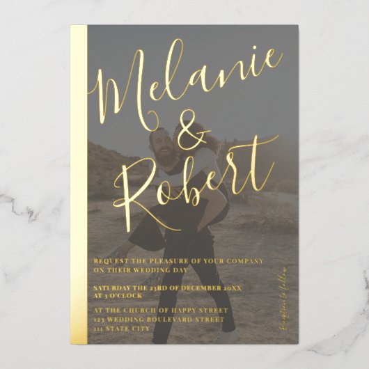 黒モダンはっきりした結婚2枚の金ゴールドストライプ 箔招待状 (正面)