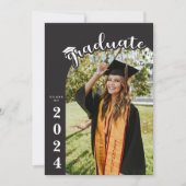 黒モダンはっきりした4写真卒業のお知らせ 招待状 (正面)