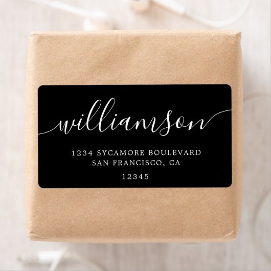黒モダンエレガント字ファミリ差出人住所 ラベル (インサイチュ)