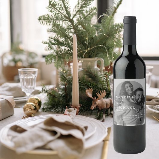 黒モダンエレガント白のアーチ写真結婚 ワインラベル