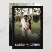 黒モダンミニマルタイポグラフィ写真結婚の 招待状 (正面/裏面)