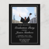 黒モダン卒業写真招待状はがき ポストカード (正面)