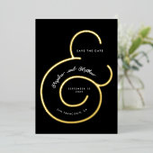 黒モダン文字アンパサンド結婚の日救付 箔招待状 (立ち正面)