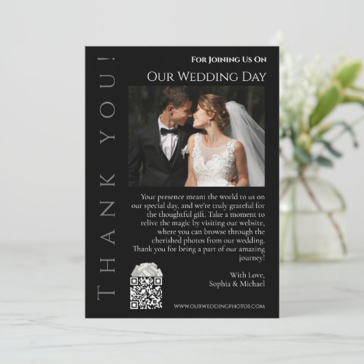 黒モダン白の写真結婚ありがとう 招待状 (スタンド正面)