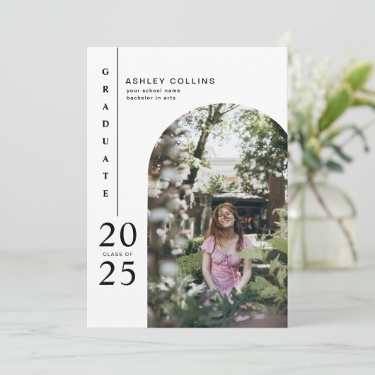 黒モダン白アーチ写真卒業パーティー 招待状 (スタンド正面)