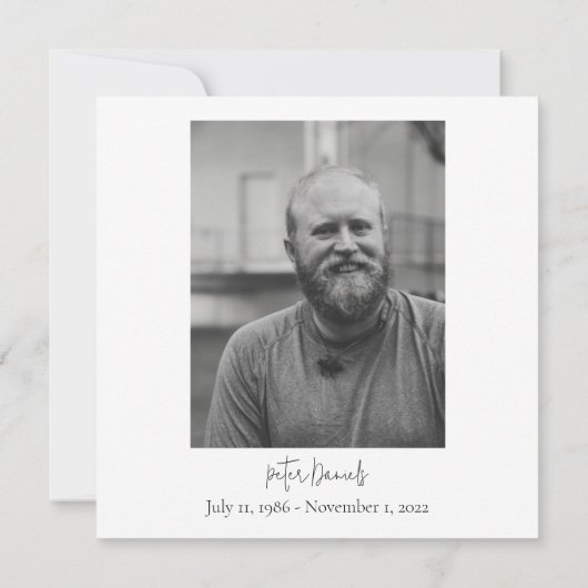 黒モダン白スクリプト写真葬式カード (裏面)